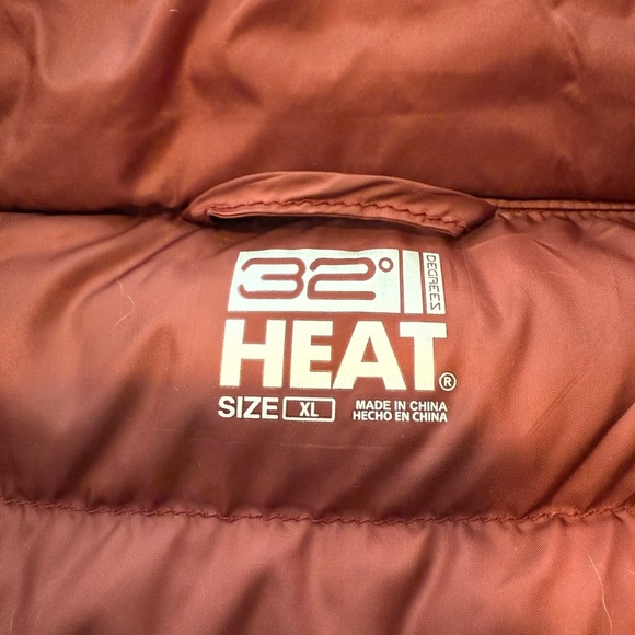 32 Degrees Down Jacket - Picture 3 of 4